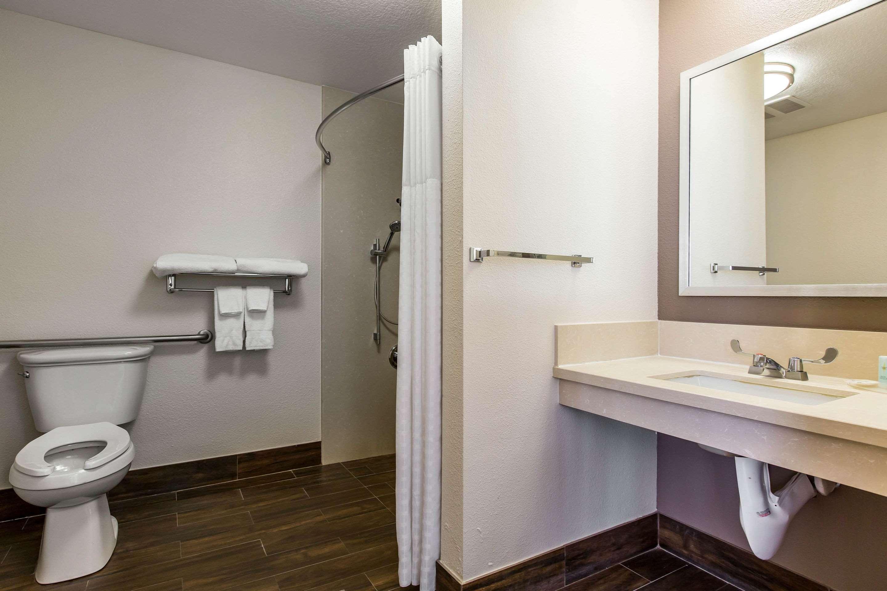 Comfort Angeles Near Hollywood Inn 3*